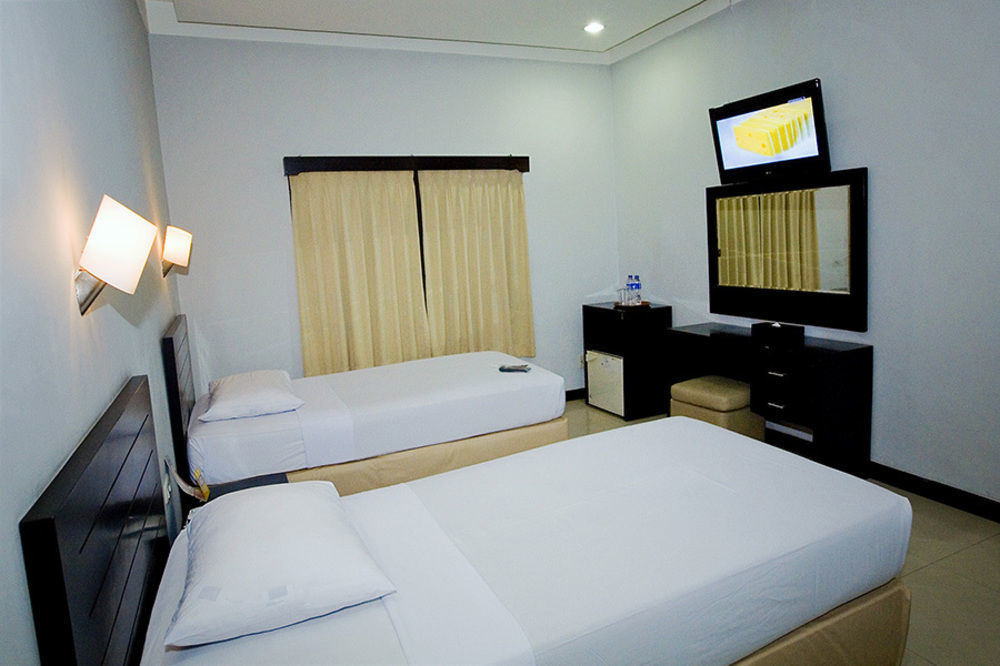 Hotel Celebes Macáçar Exterior foto